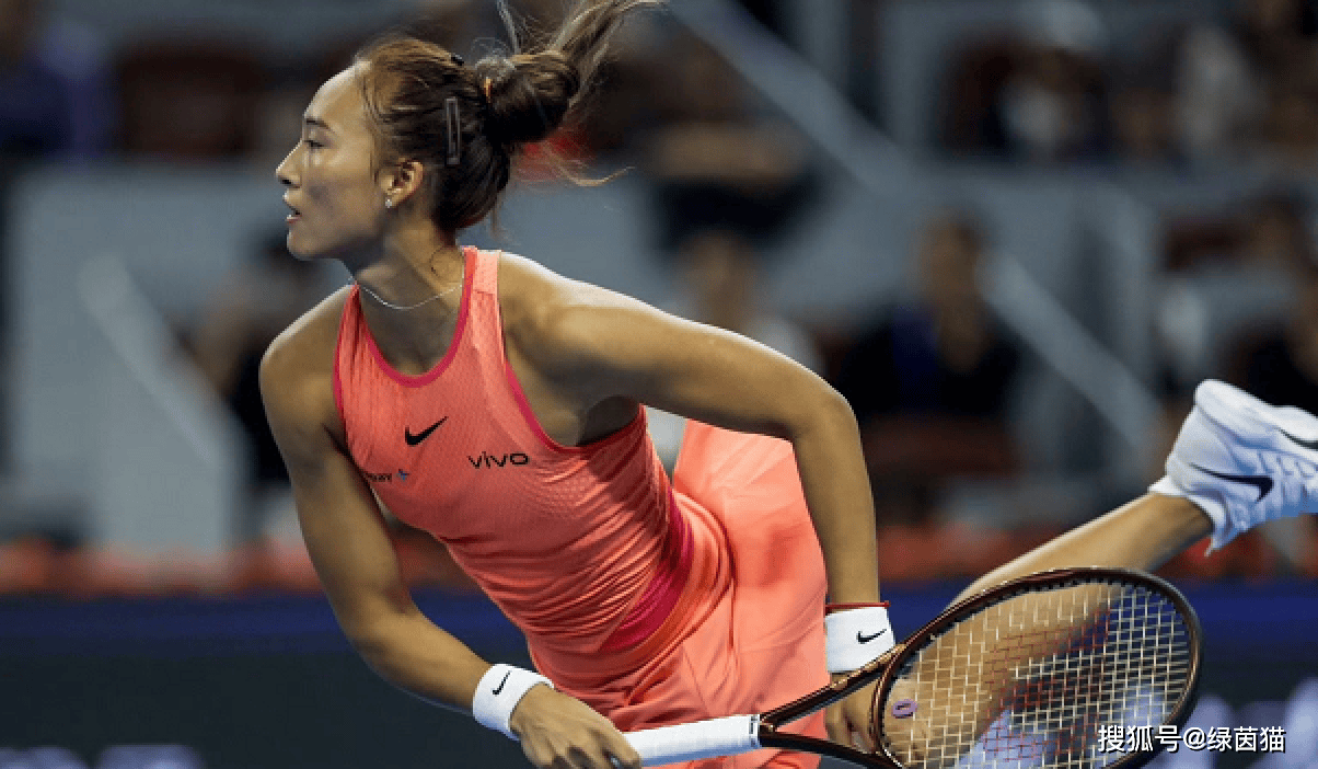 包含郑钦文赛后谦逊发言登热搜，川崎前锋血战广厦男篮引发热议的词条