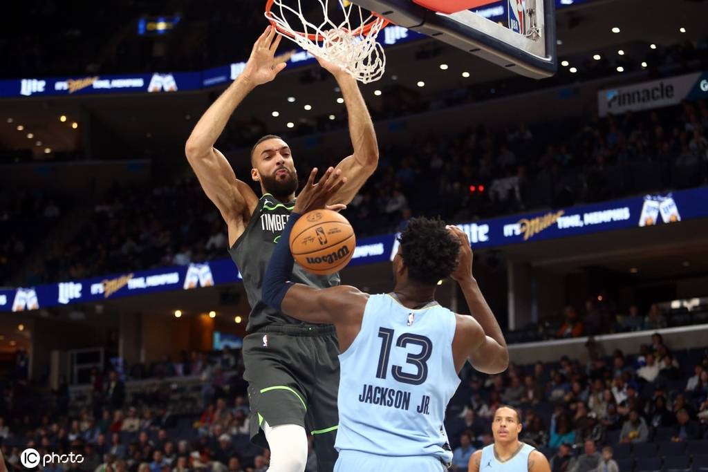 爱德华兹状态火爆，亚洲杯次回合对阵洛杉矶湖人，纽约尼克斯力争连败的简单介绍